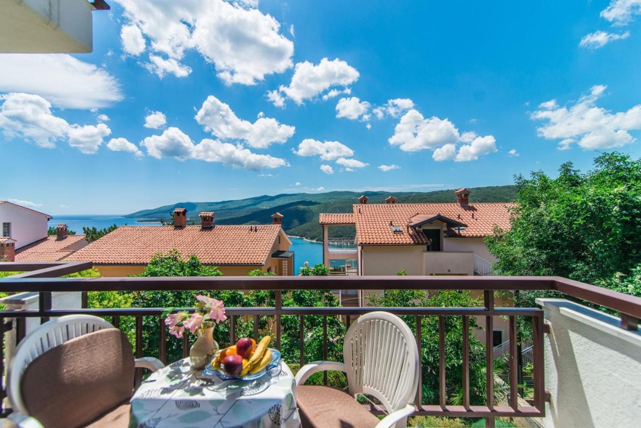 Apartments Pino Rabac Buitenkant foto