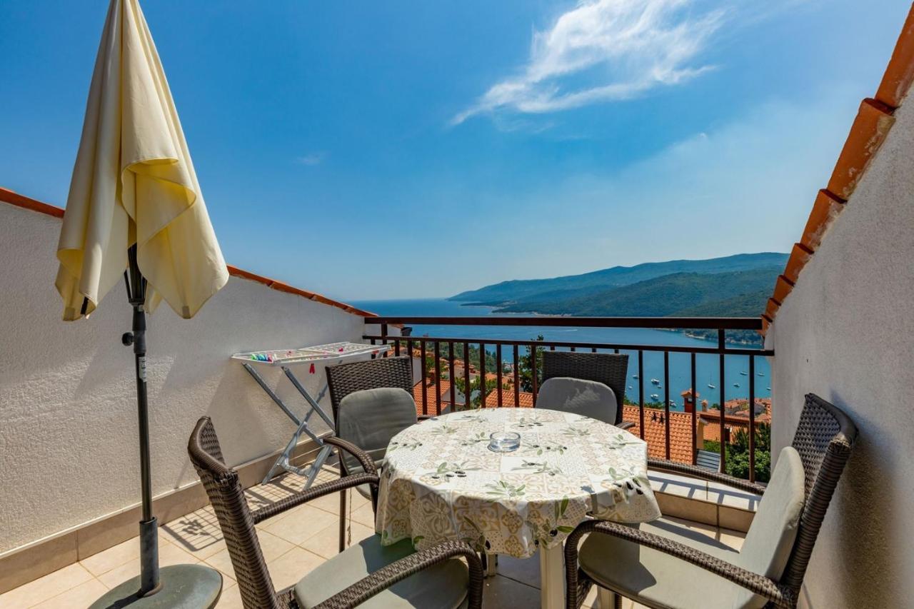 Apartments Pino Rabac Buitenkant foto
