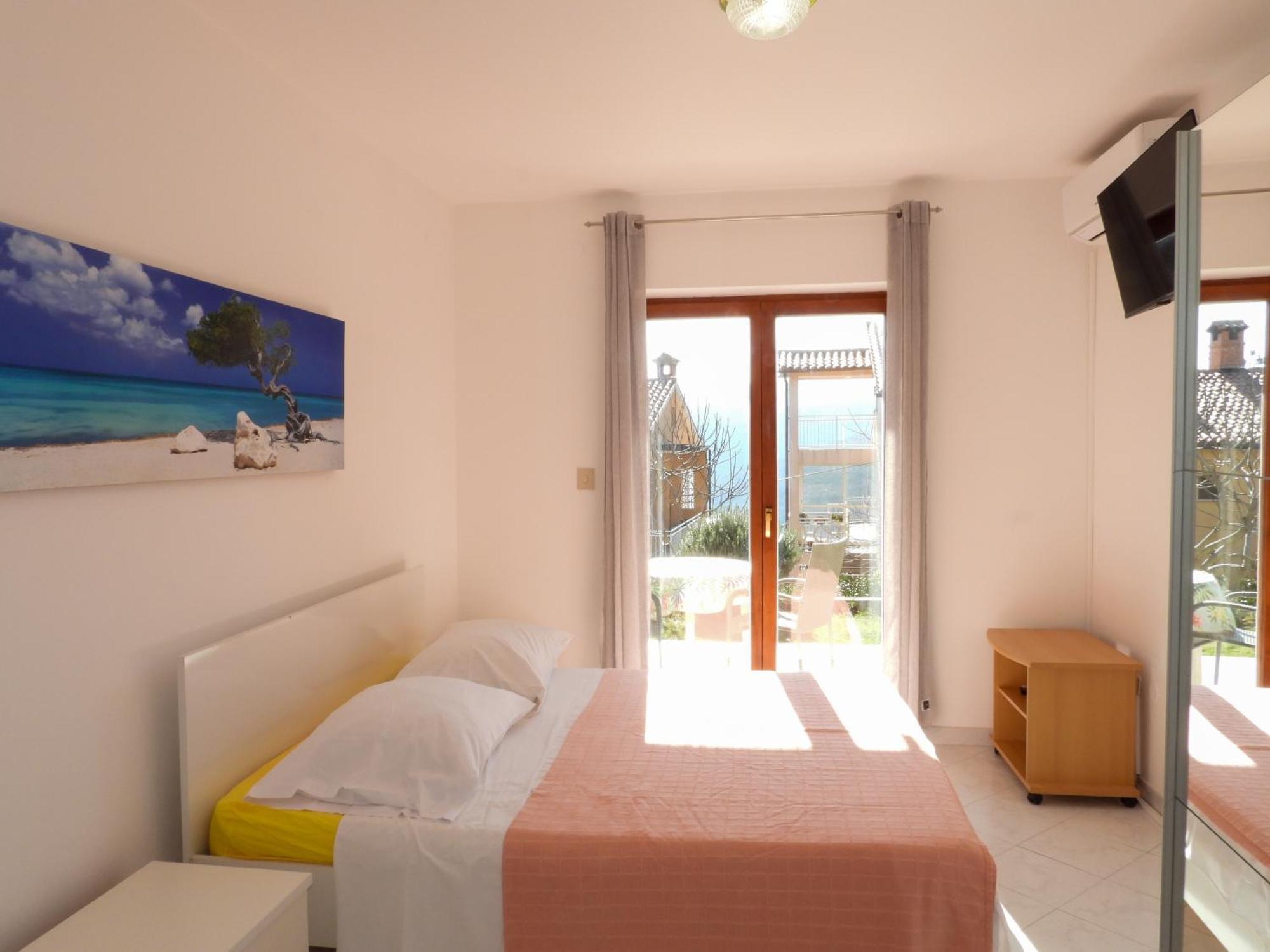 Apartments Pino Rabac Buitenkant foto